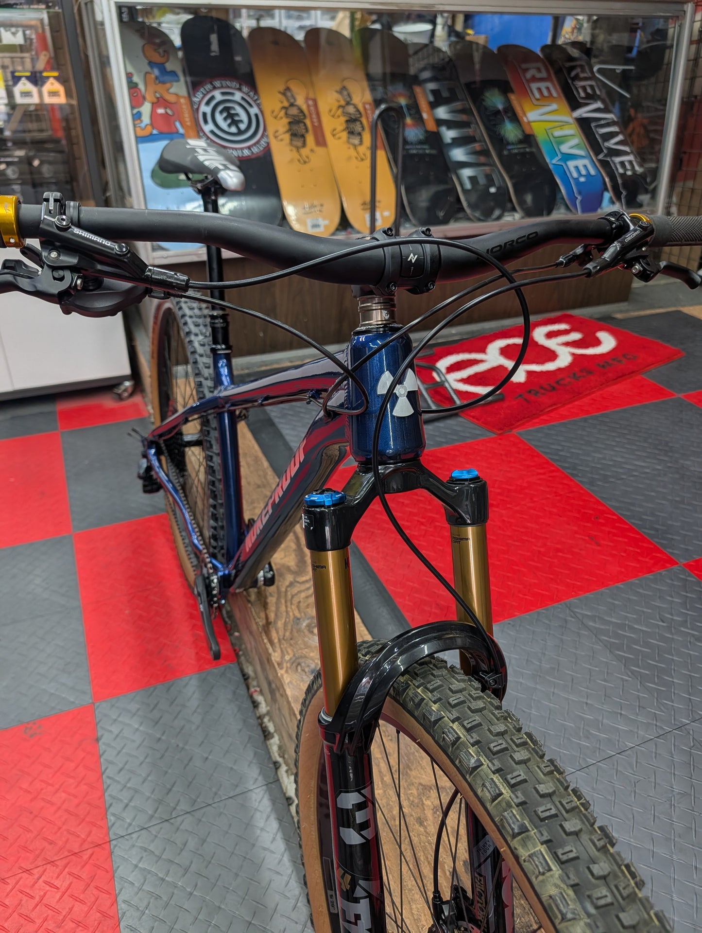 New Nukeproof Scout 290